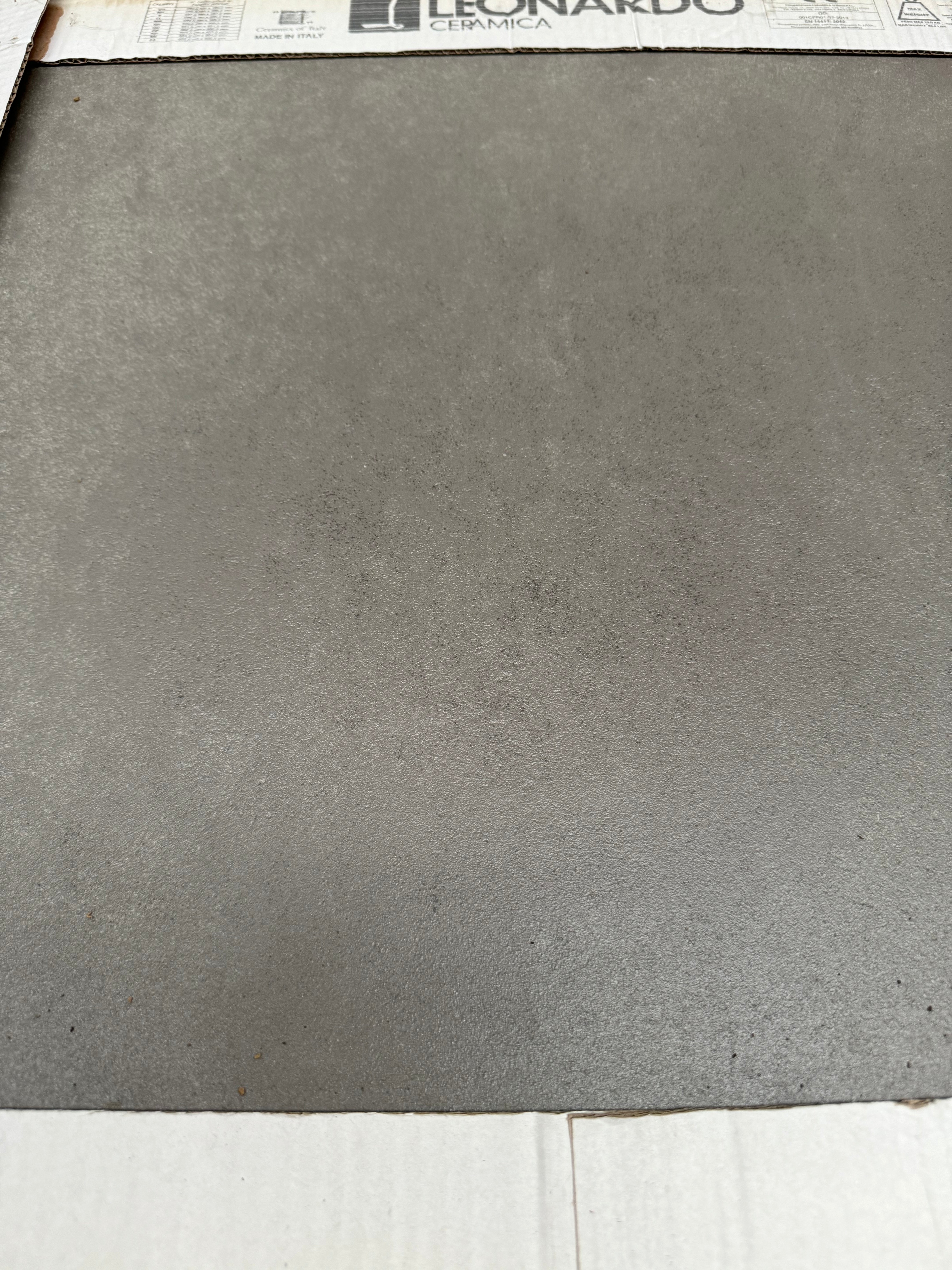 LOT 5,04m2 Keramisch beton look - W Cemento 60 x 60 x 1 cm