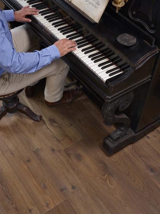 Parquet multicouches en Chêne prêt à poser - Huile  Invisible - Brossé - Raclé à la main - Effet Antique