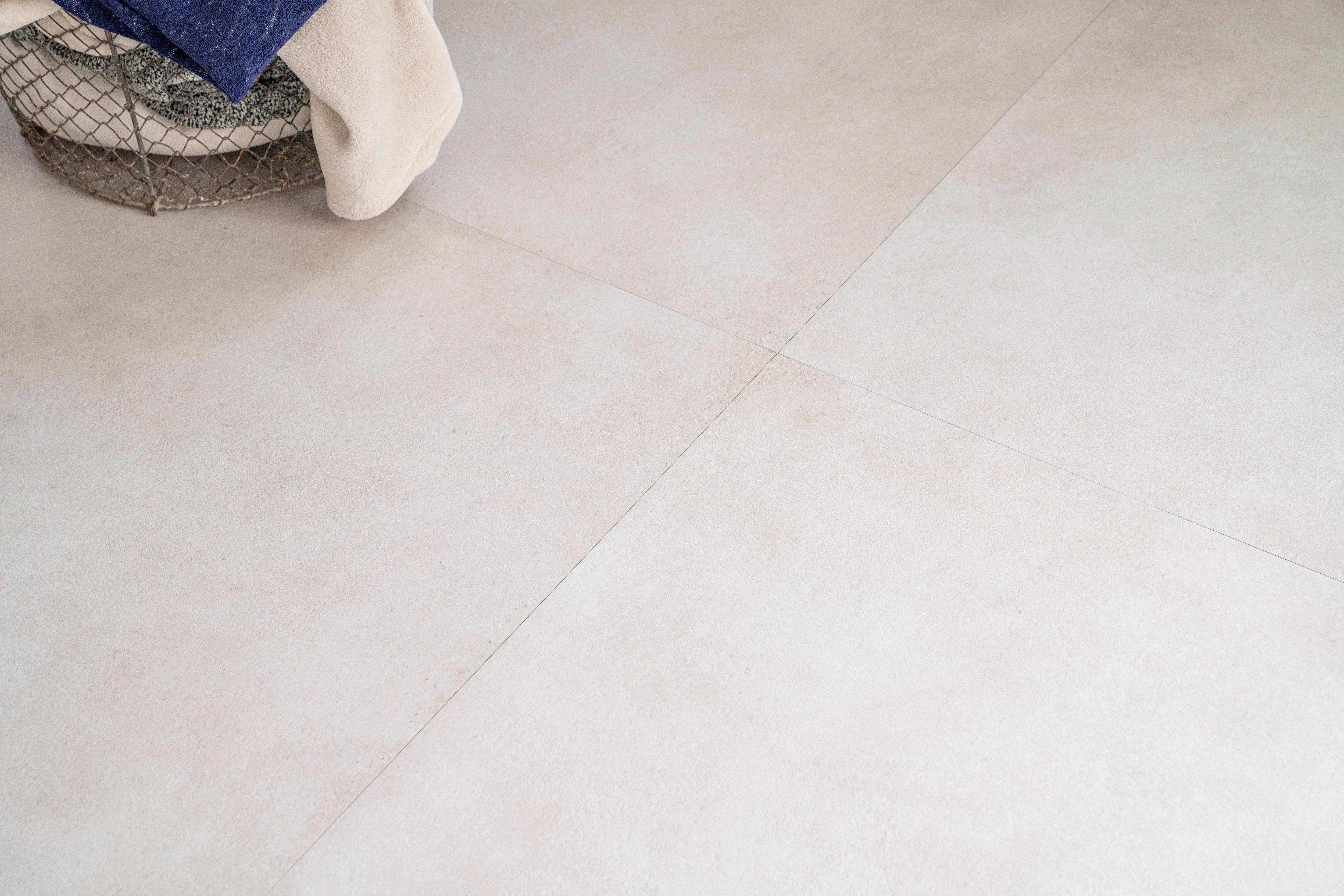 MU White 100 x 100 x 1 cm - LOT 44m2