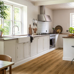 Pergo Namsen pad pro Warme Authentieke Eik vinylvloer, in een interieur, sfeerfoto 1