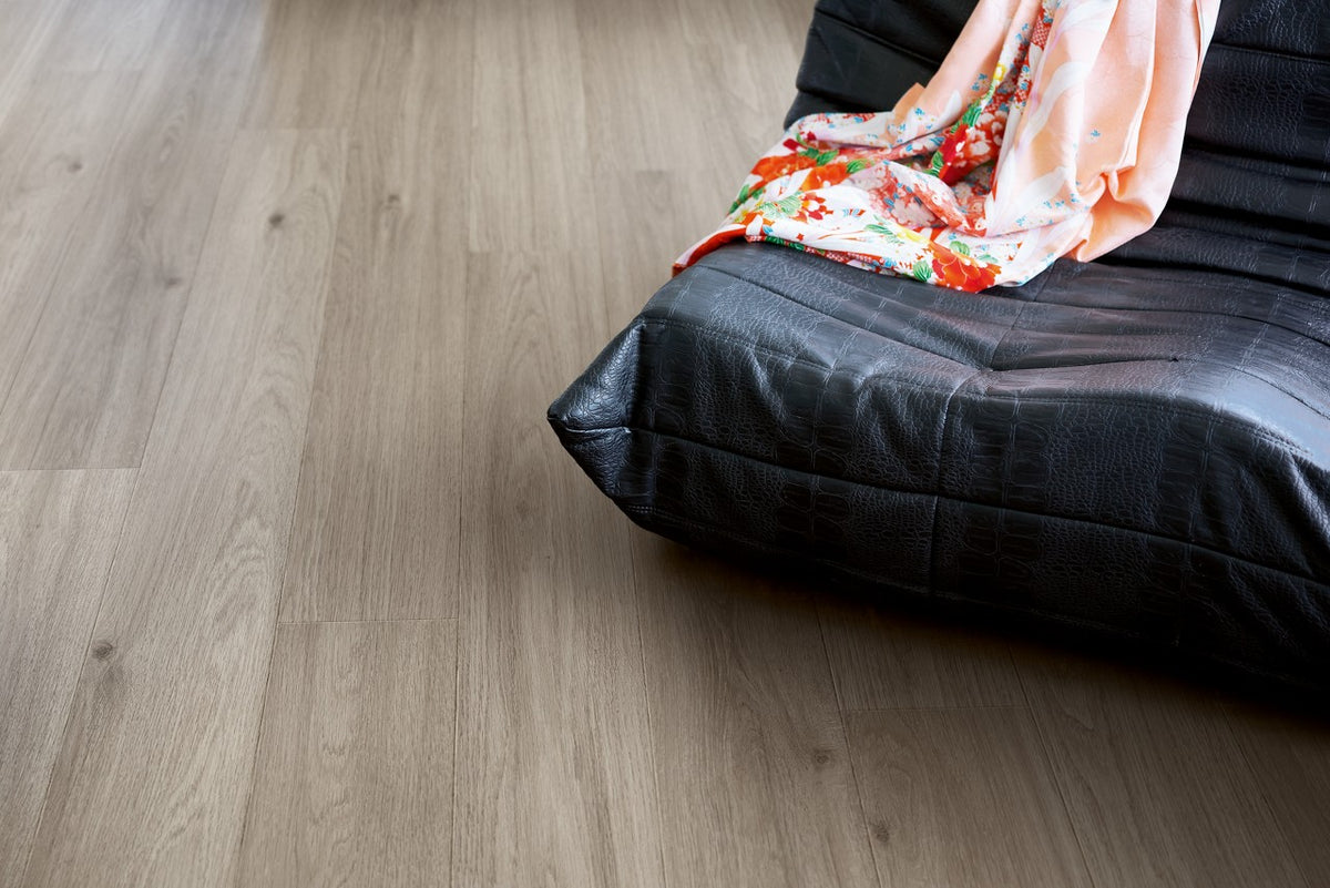 Laminaat Pergo Bergen pro Comfort Eik Grijs – laminaatvloer L0246-05007