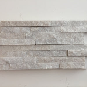 Plaquettes de parement mural en pierre naturelle - Quartzite blanc 10x40 cm
